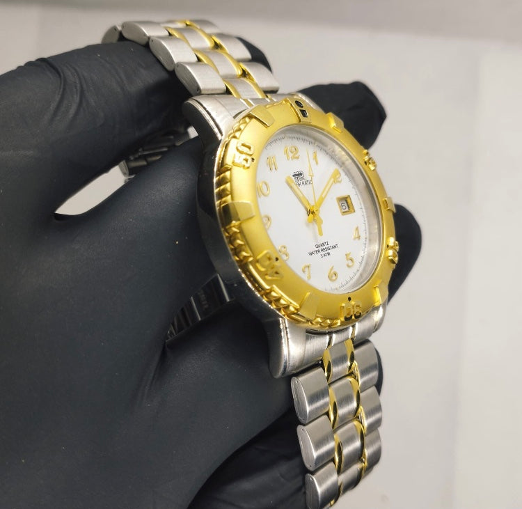 Vintage Japan MR Luxury White 2 Tone Watch