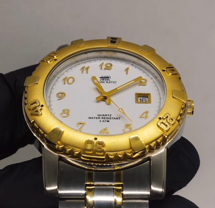 Vintage Japan MR Luxury White 2 Tone Watch